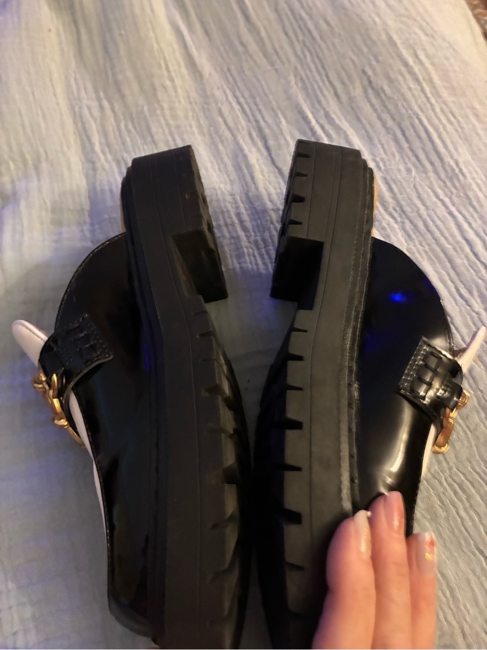 Women’s Black & White Chain-Trim Platform Loafers circus 8.5 - Picture 3 of 6